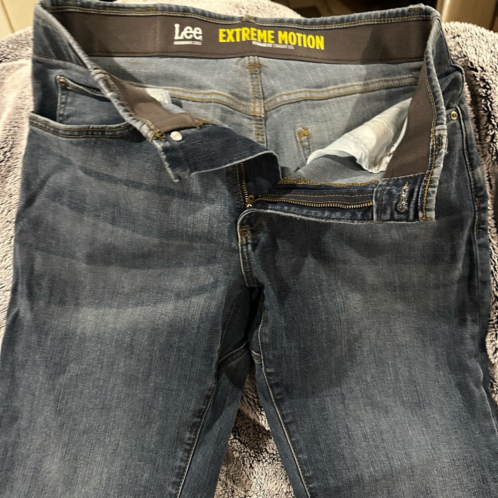 Men’s Lee Jeans- Extreme Performance Regular Fit Straight Leg
